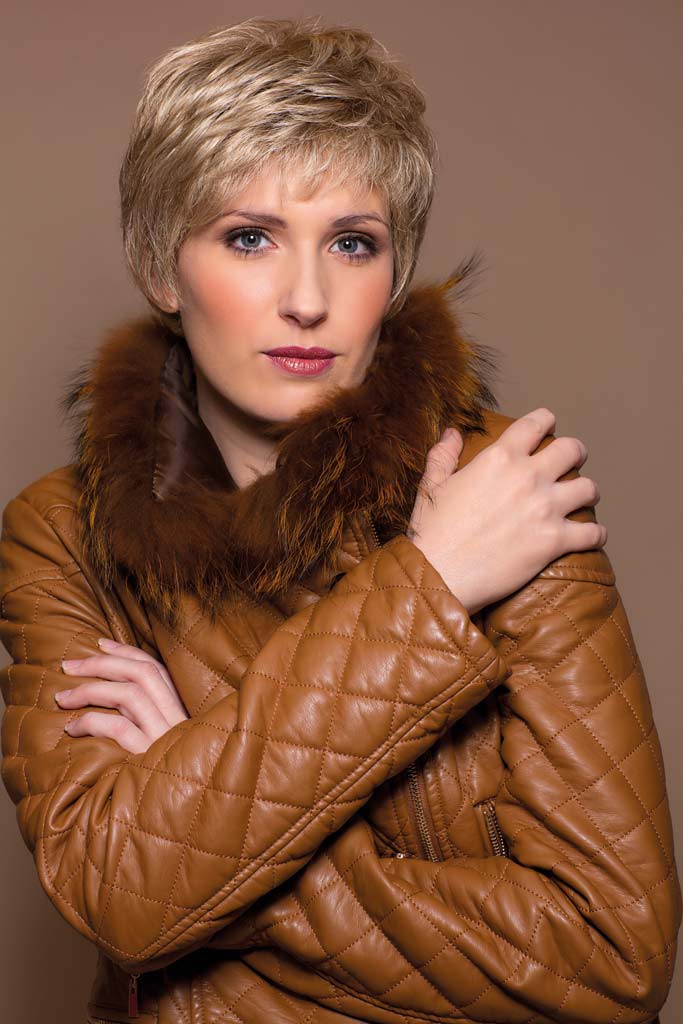 Parrucca Clara